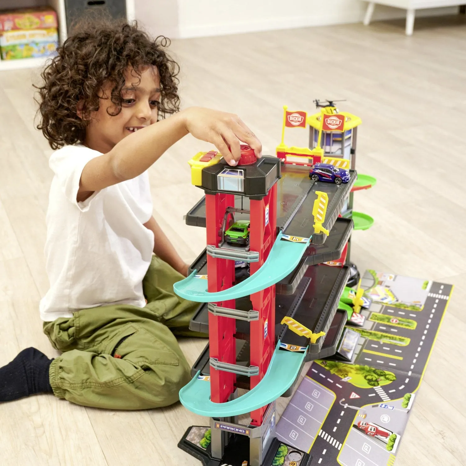 Dickie Toys Parking Garage With 4 Cars