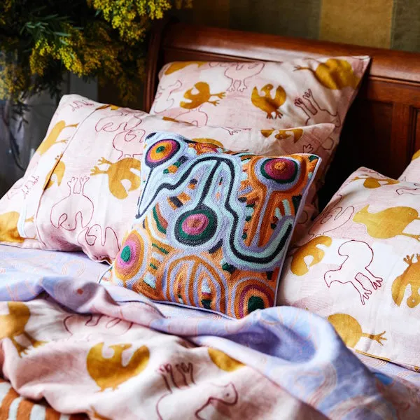 Kip and Co x Ernabella Arts | Tjulpu Kulunypa Linen European Pillowcases 2P Set