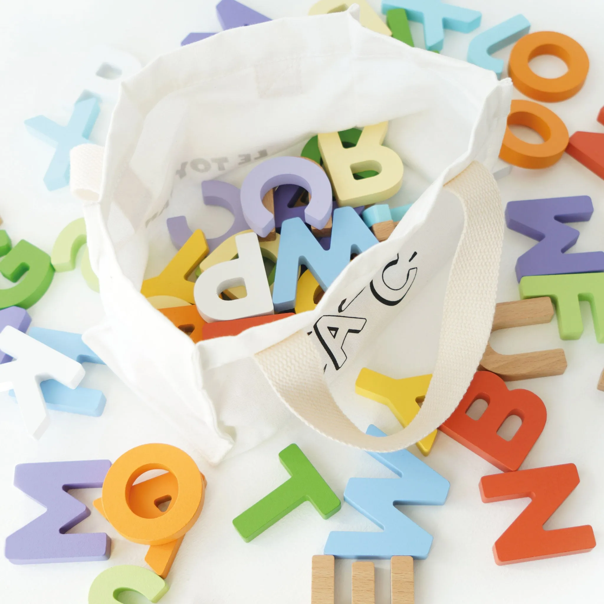 Le Toy Van 143 Wooden Alphabet Set & Bag Wise - Kids Toys