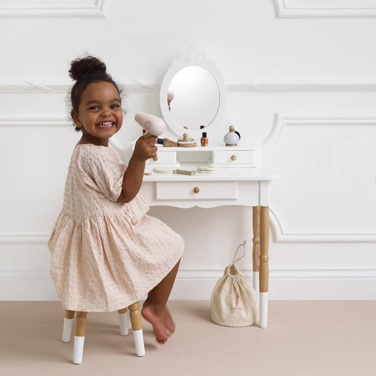 Le Toy Van 607 Vanity Table Wise - Kids Toys