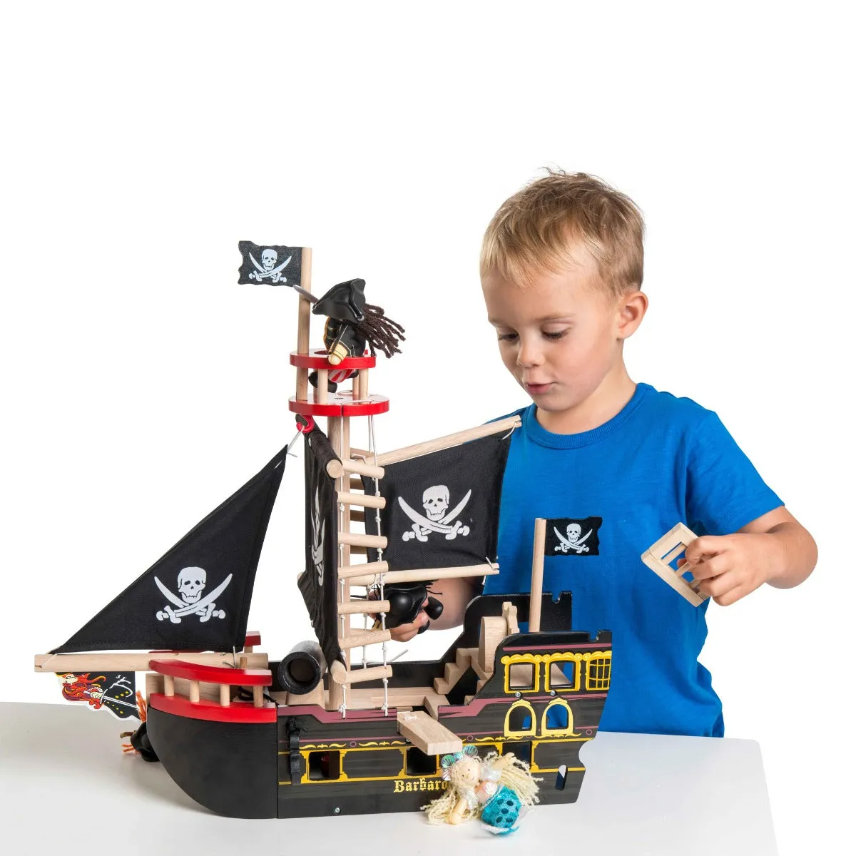 Le Toy Van Barbarossa Pirate Ship Wise - Kids Toys