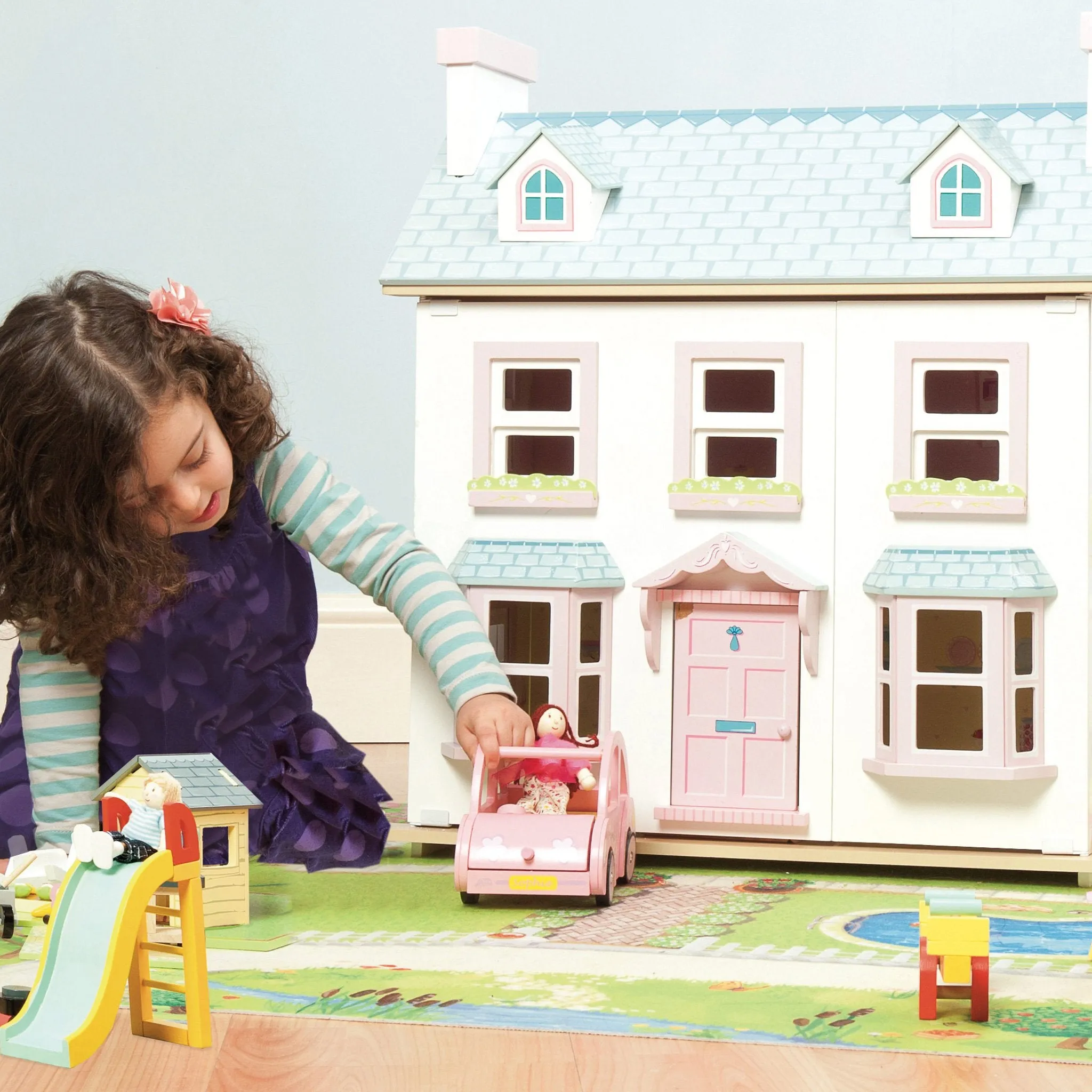 Le Toy Van Mayberry Manor Wise - Kids Toys