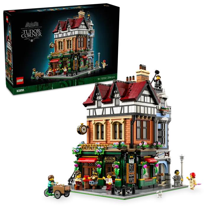 LEGO 10350 Icons Tudor Corner