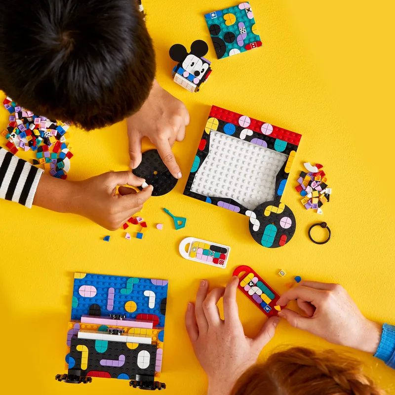LEGO 41964 Dots Disney Mickey Mouse & Minnie Mouse Back To School Project Box