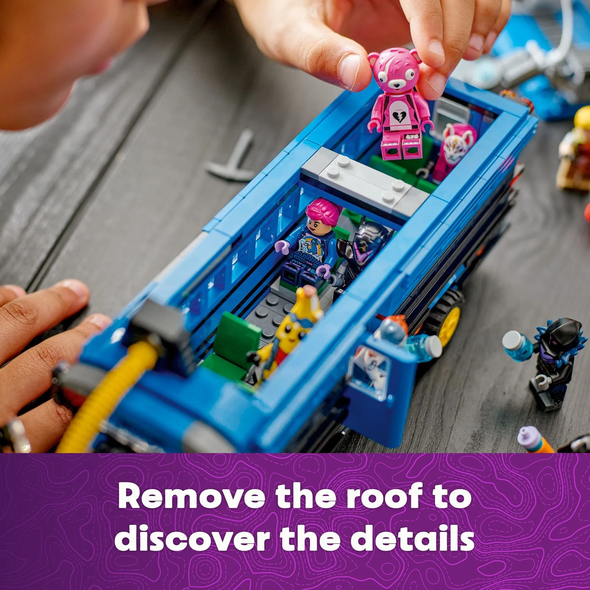 LEGO 77073 Fortnite Battle Bus