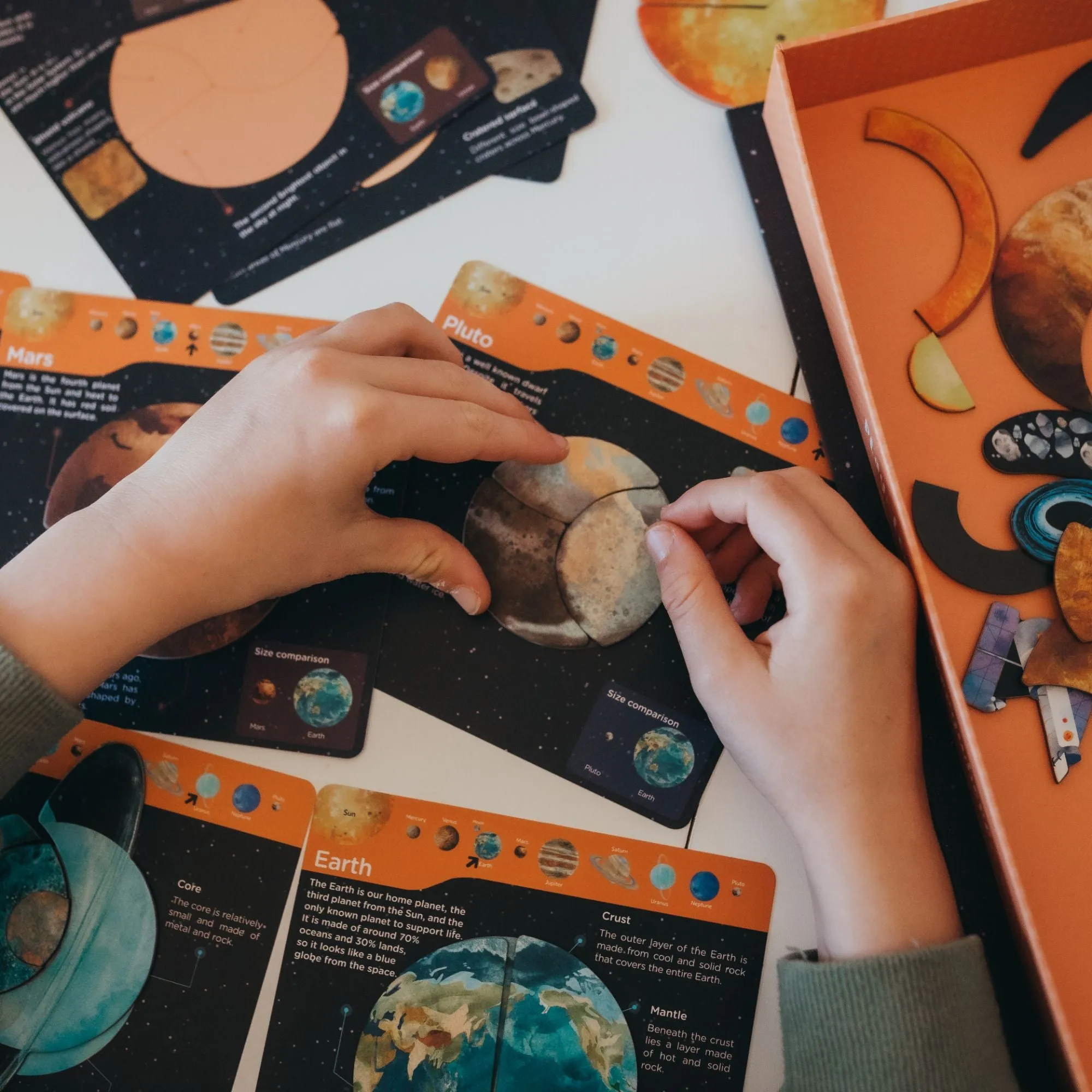 MierEdu Magnetic Puzzle - All About Space